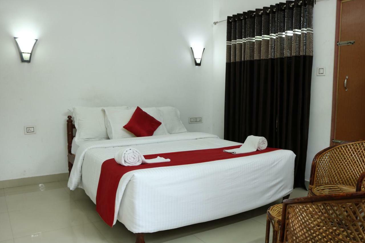 Marayoor Holidays Maraiyur Exterior photo